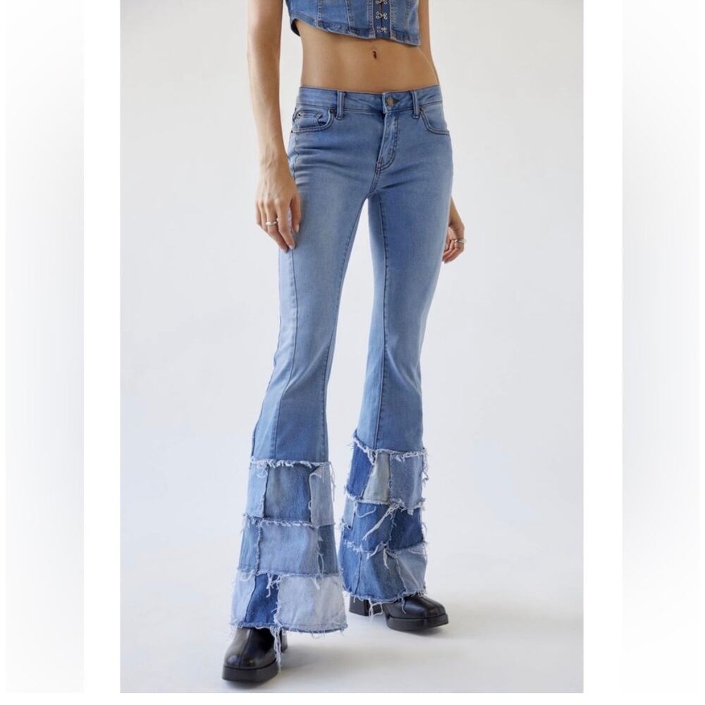 UO Vintage Patchwork Extreme Flare Y2K Jeans Light Blue Size 29